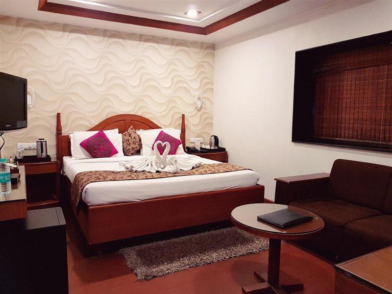 Hotel Punjab Palace Rāipur Dış mekan fotoğraf