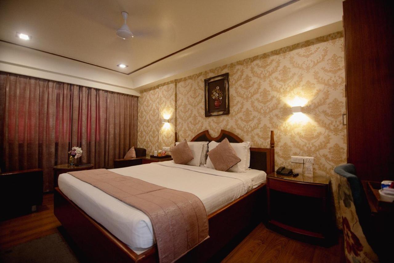 Hotel Punjab Palace Rāipur Dış mekan fotoğraf